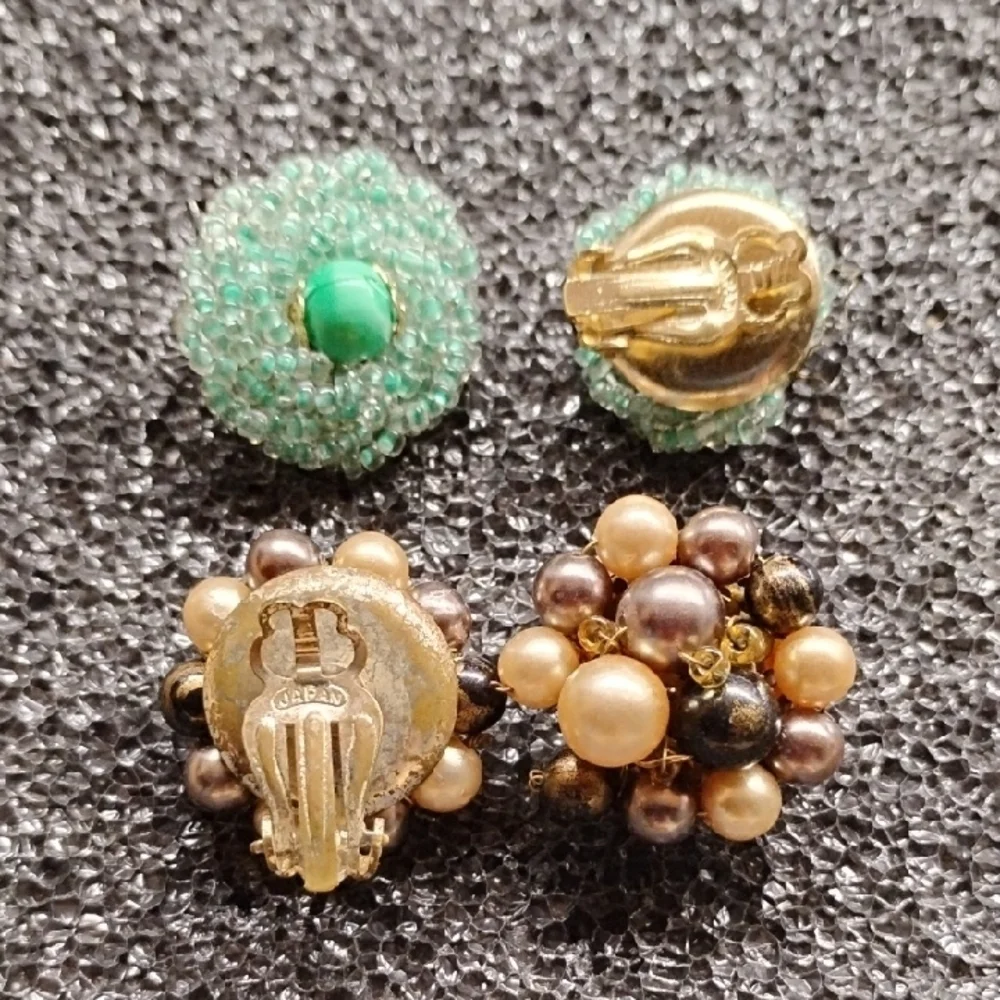 Vintage Clip-On Earrings Set in Green and Brown‎